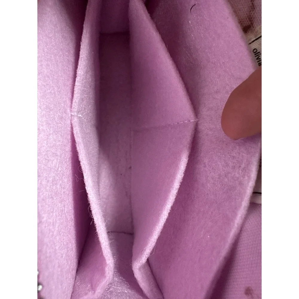 Olivia Rodrigo Glossier Mini Beauty Bag